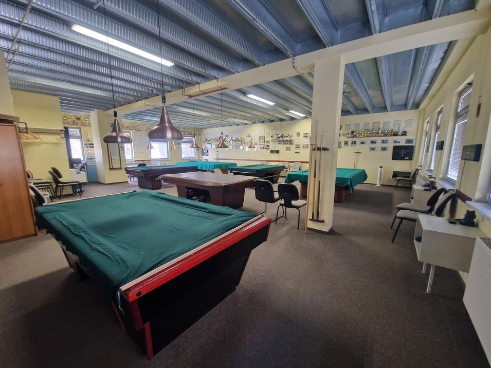 Hinterer Bereich Billard-Raum